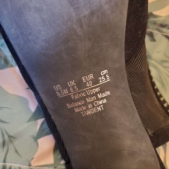 Naturalizer Heels - Picture 7 of 7